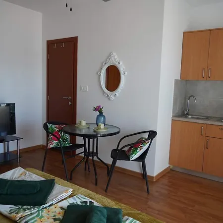 Aparthotel Proxima