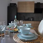 Proxima Aparthotel