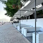 Proxima Aparthotel Mastrinka