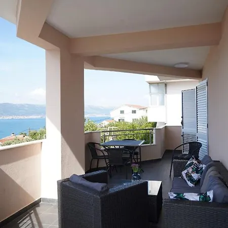 Proxima Aparthotel *