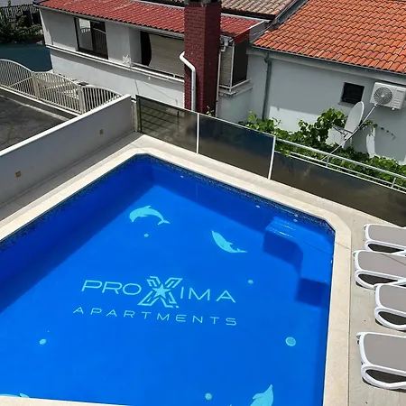 Proxima * Mastrinka