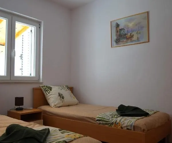 Proxima Aparthotel *