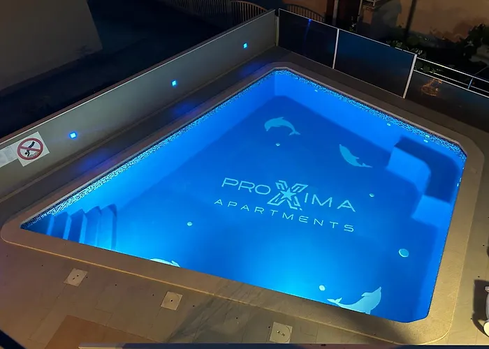 Aparthotel Proxima Mastrinka